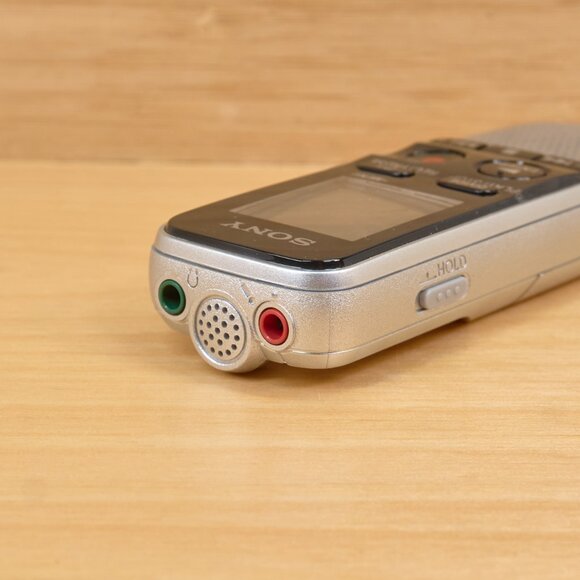 Sony ICD-BX112 Handheld Voice Recorder, 2 GB Flash Memory, Compact Design - Picture 5 of 7